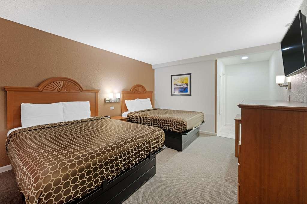 Rodeway Hotel Terre Haute