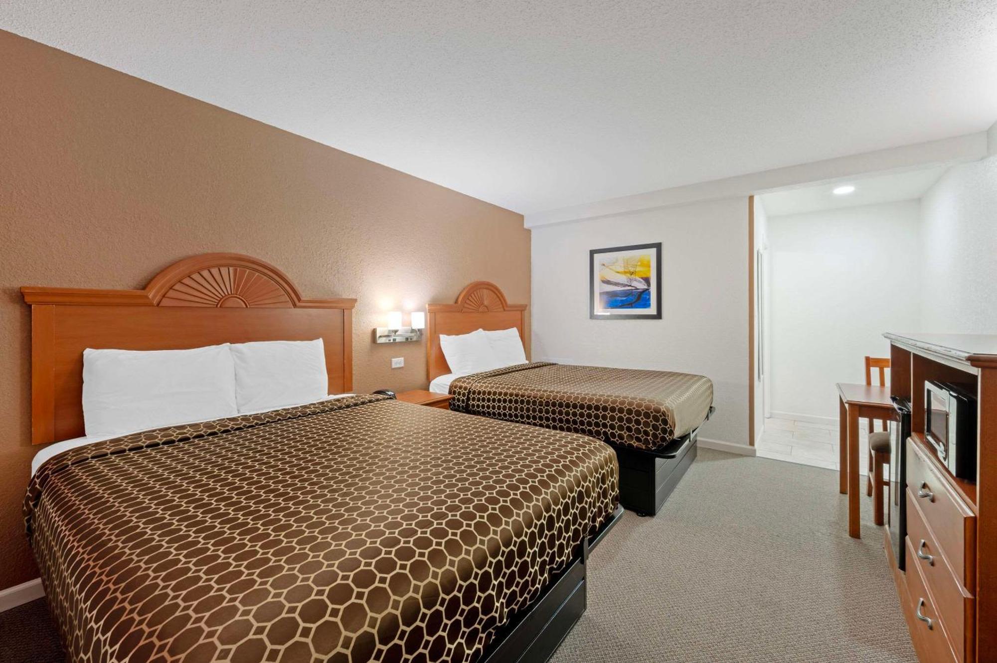 Hotel Rodeway 2*